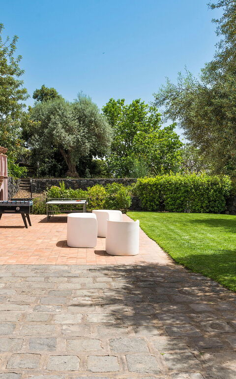 Villa Mila: Balkon / terras / patio, Buitenkanten, Buitenshuis, Tuin