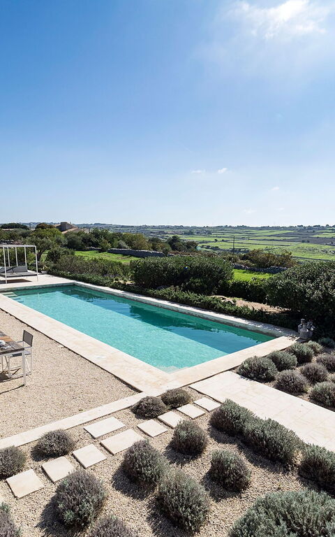 Villa Hybla: Buitenshuis, zwembad