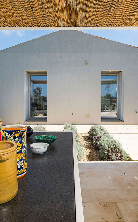 Villa Hybla: Balkon / terras / patio, Buitenshuis