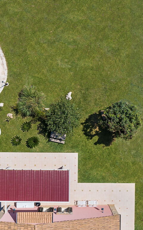 Villa Girasole: Buitenshuis, Tuin