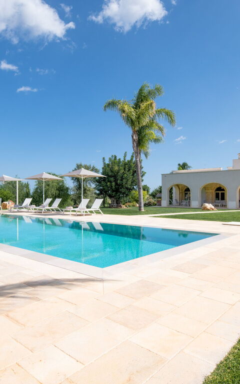 Villa Bellavista: Buitenshuis, Keer bekeken, Tuin, zwembad