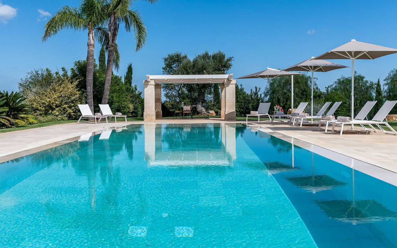 Villa Bellavista: Buitenshuis, Keer bekeken, zwembad