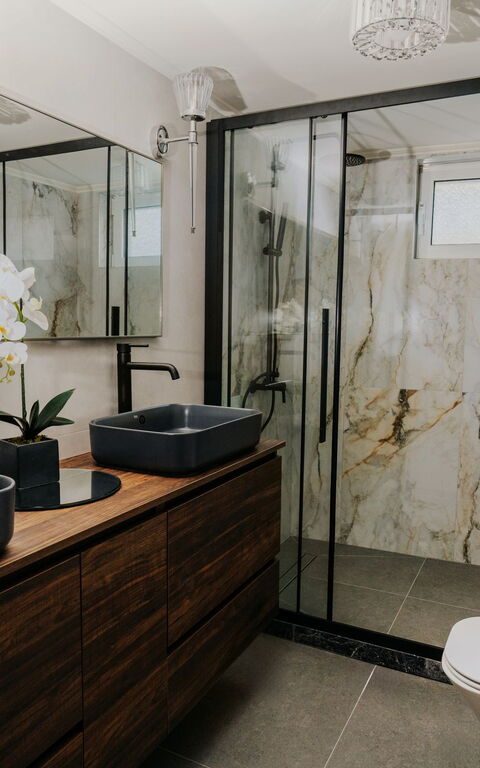 Villa Artemis: Badkamer