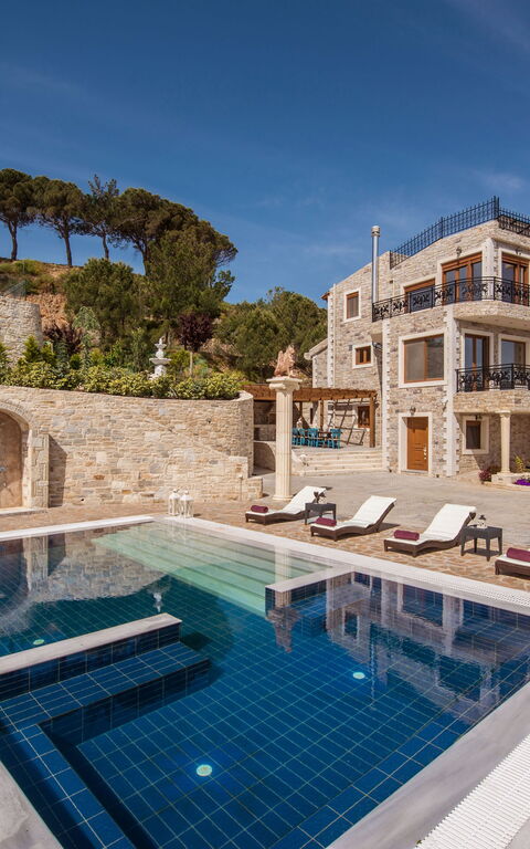 Villa Bella Mare: Buitenkanten, zwembad