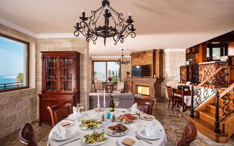 Villa Bella Mare: Lunchroom, Woonkamer