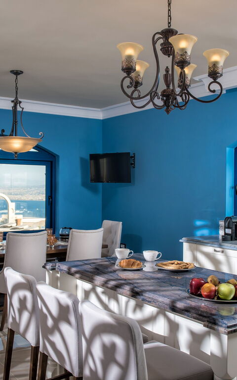 Villa Santor: Keuken, Lunchroom