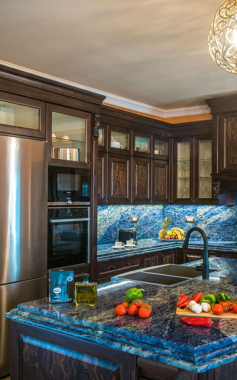 Villa Kalliste: Keuken, Lunchroom