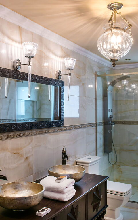 Villa Kalliste: Badkamer