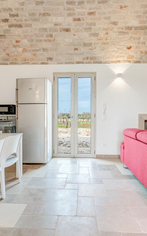 Villa Trullina: Keuken, Lunchroom, Woonkamer