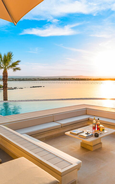 Villa Artemare: Buitenkanten, Buitenshuis, Keer bekeken, Tuin, zwembad