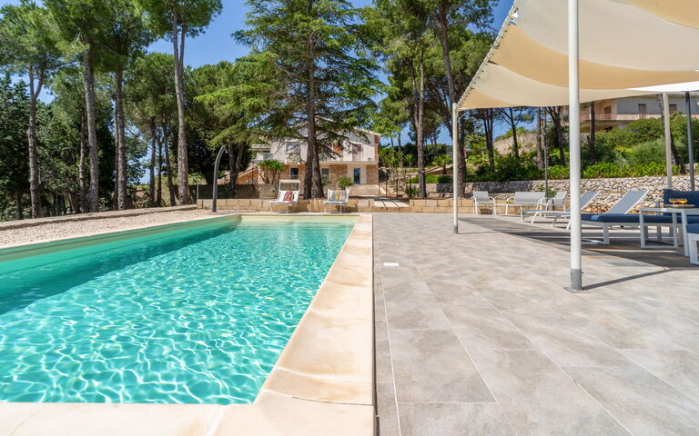 Villa Pica: Buitenkanten, Buitenshuis, zwembad