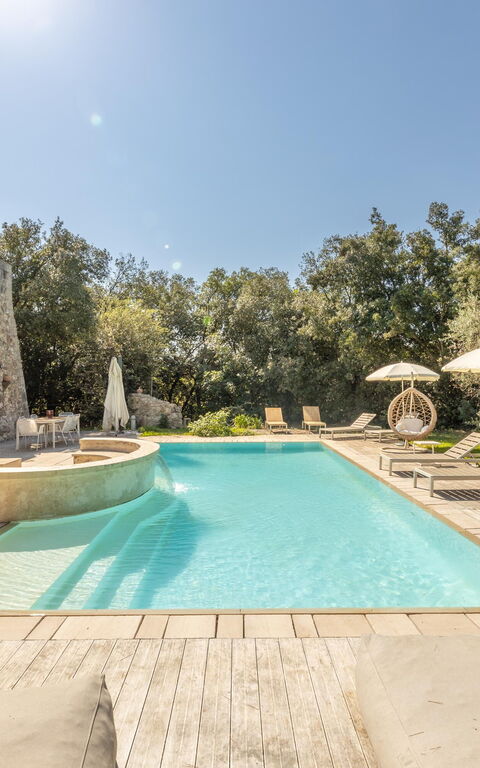 Tenuta Arcadia: Buitenkanten, Buitenshuis, zwembad