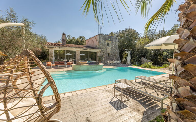 Tenuta Arcadia: Buitenkanten, Buitenshuis, zwembad