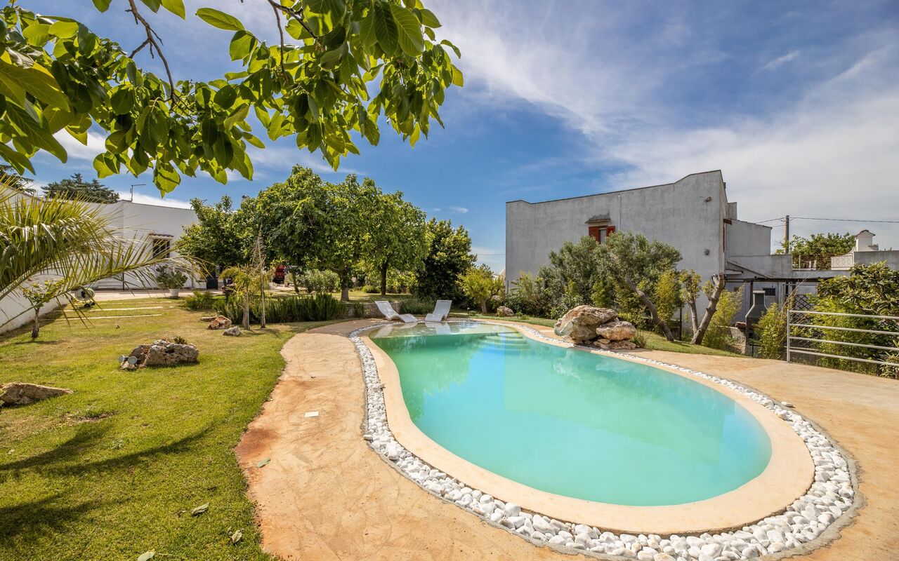 Villa Natura: Buitenkanten, Tuin, zwembad