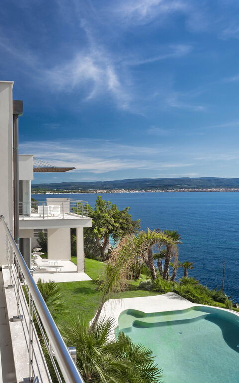 Villa Vera: Balkon / terras / patio, Keer bekeken