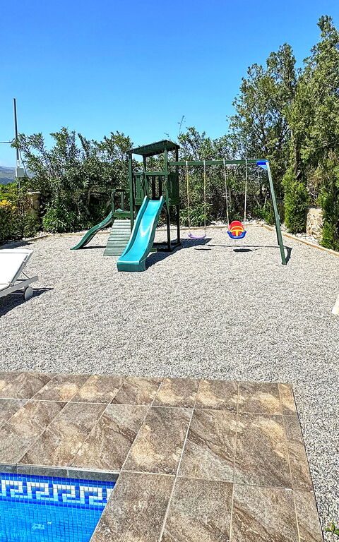 Villa Gianna: Buitenshuis, zwembad