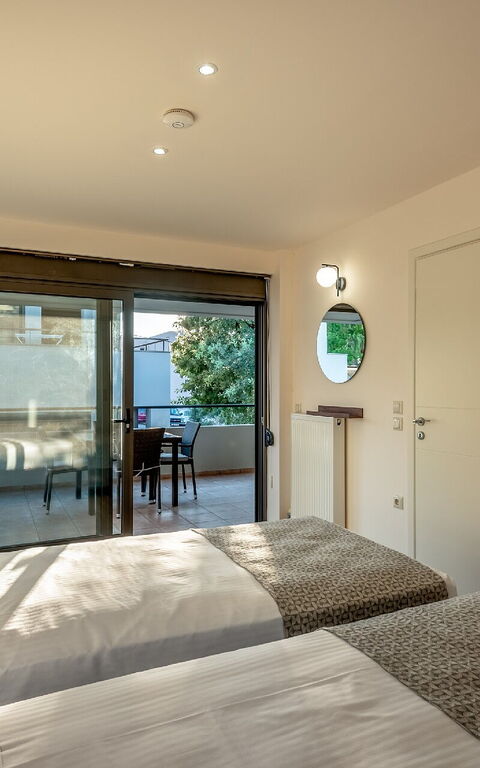 Iris: Balkon / terras / patio, Keer bekeken, slaapkamer