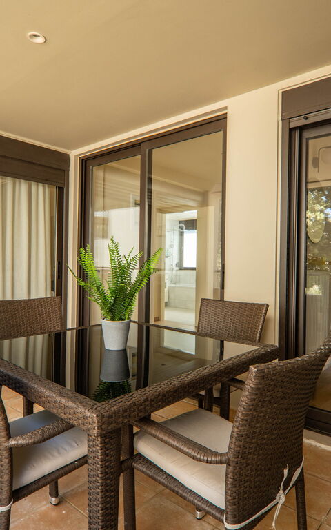 Dioni: Balkon / terras / patio