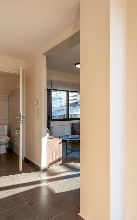 Dioni: Badkamer, Woonkamer