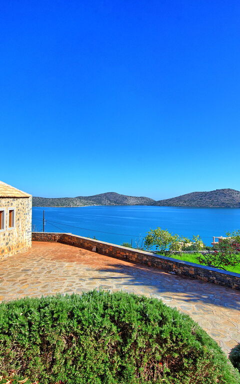 Villa Marina: Buitenshuis, Keer bekeken, Tuin