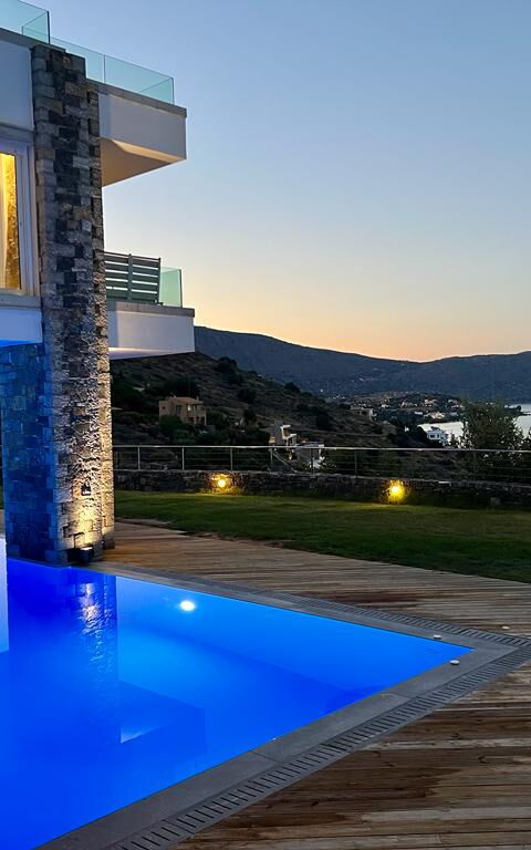 Villa Marina: Buitenshuis