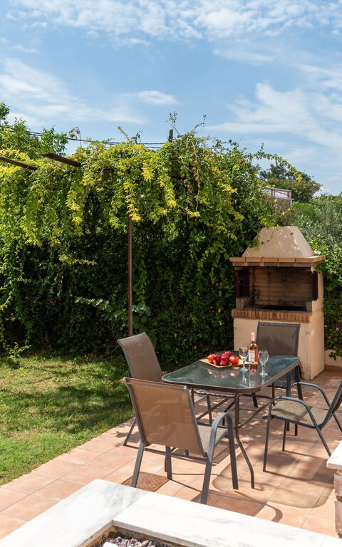 Villa Stratianna: Balkon / terras / patio, Buitenkanten, Buitenshuis