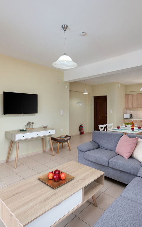 Villa Stratianna: Keuken, Woonkamer