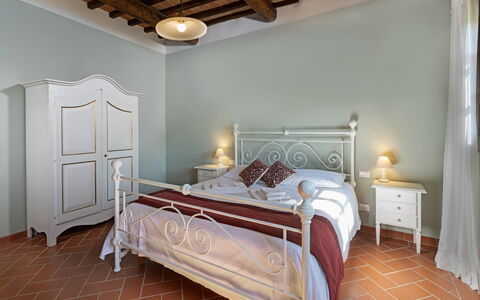 Accommodatie Pesa: slaapkamer