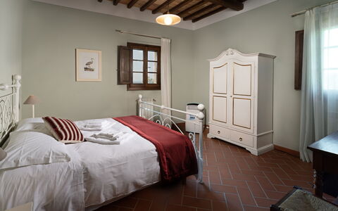 Accommodatie Pesa: slaapkamer