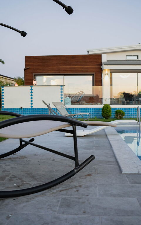 Villa Vincenzo: Buitenkanten, Tuin, zwembad