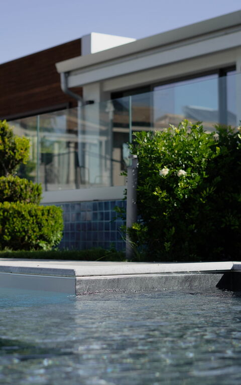 Villa Vincenzo: Buitenkanten, zwembad