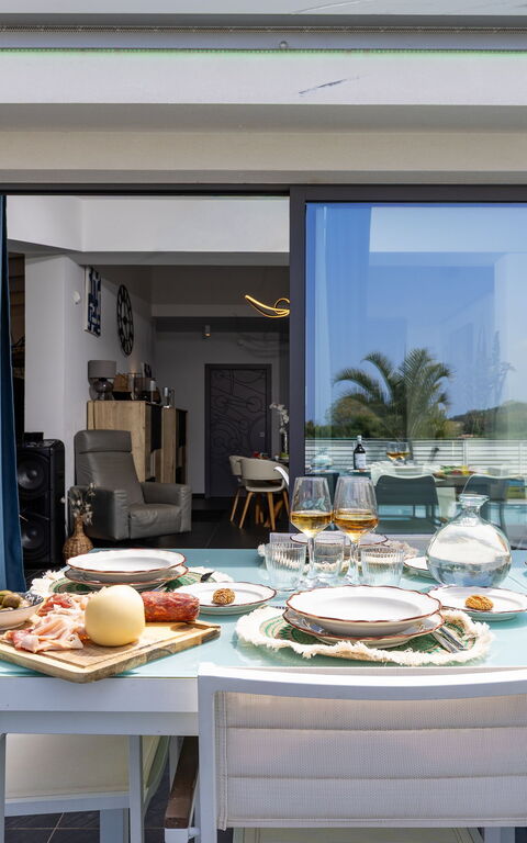 Villa Vincenzo: Balkon / terras / patio, Buitenkanten, Buitenshuis