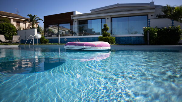 Villa Vincenzo: zwembad