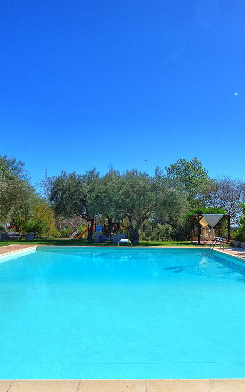 Villa Maddalena: Buitenkanten, Buitenshuis, zwembad