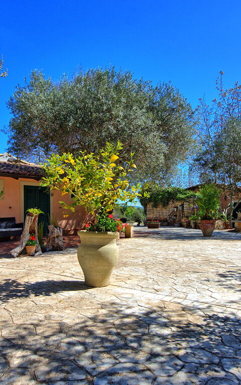 Villa Maddalena: Balkon / terras / patio, Buitenkanten, Buitenshuis