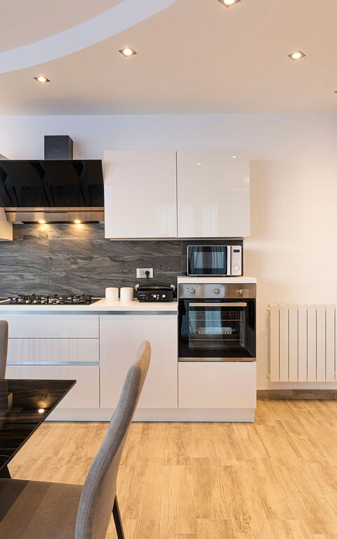 Villa Domizia: Keuken, Lunchroom