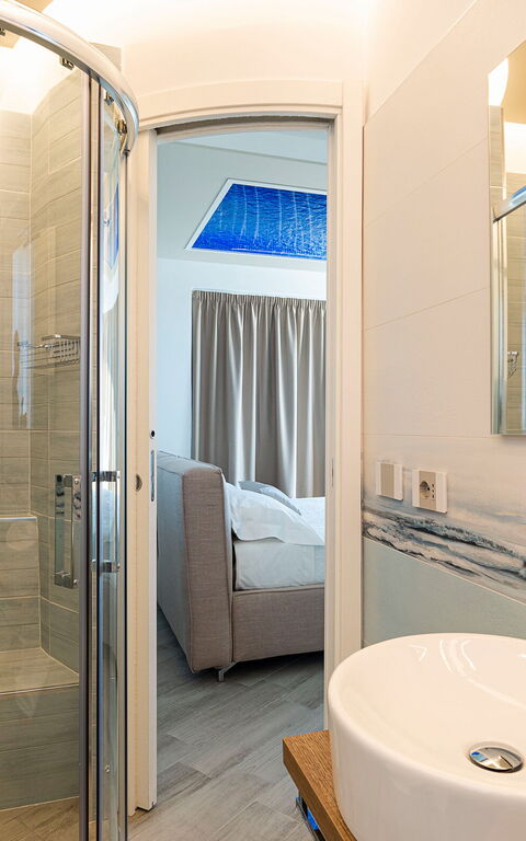 Villa Domizia: Badkamer