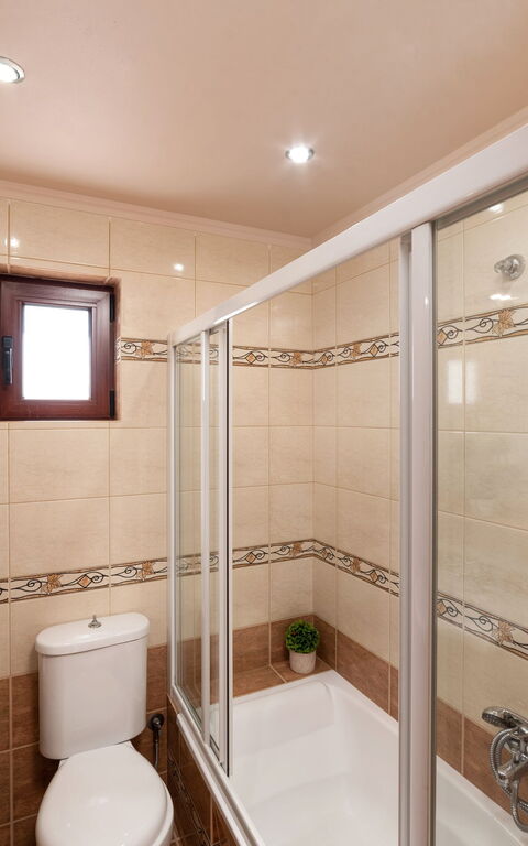 Villa Halepi: Badkamer