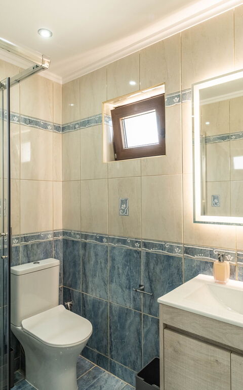 Villa Halepi: Badkamer