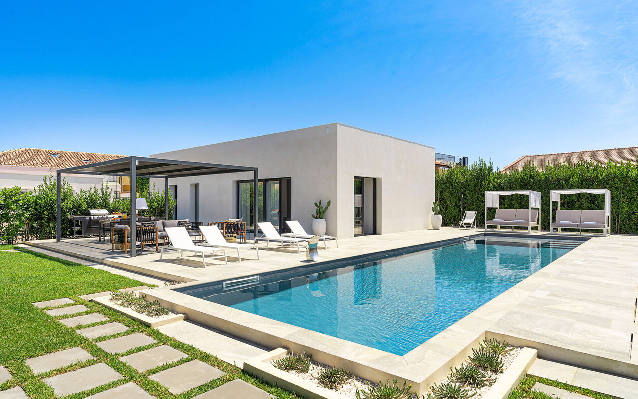 Villa Bonita: Buitenkanten, Tuin, zwembad