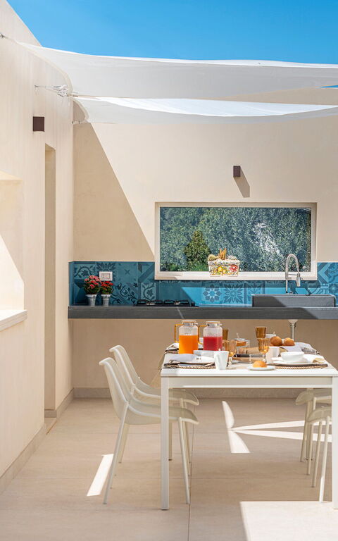 Villa Mora: Balkon / terras / patio