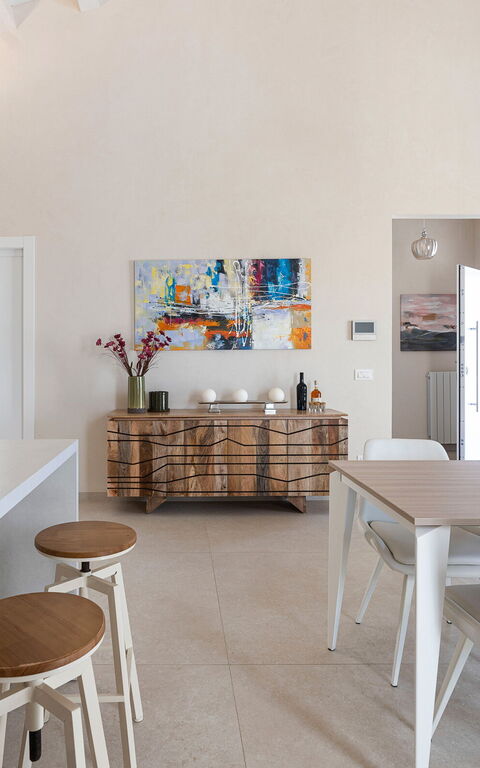 Villa Mora: Keuken, Lunchroom, Woonkamer