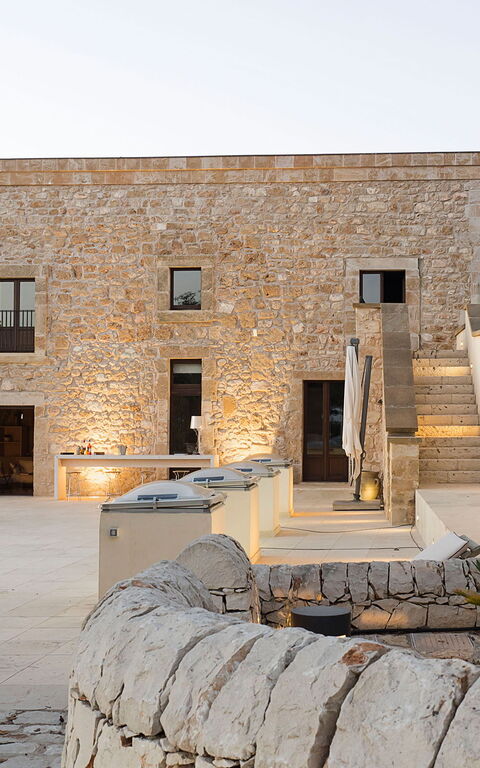 Villa Corte Dorata: Buitenkanten, Buitenshuis, Hoofdingang