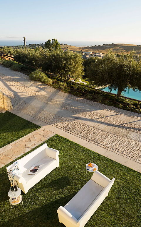 Villa Corte Dorata: Buitenkanten, Buitenshuis, Keer bekeken, Tuin