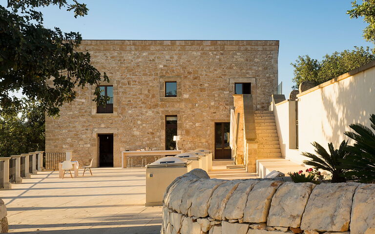 Villa Corte Dorata: Buitenkanten, Buitenshuis, Hoofdingang