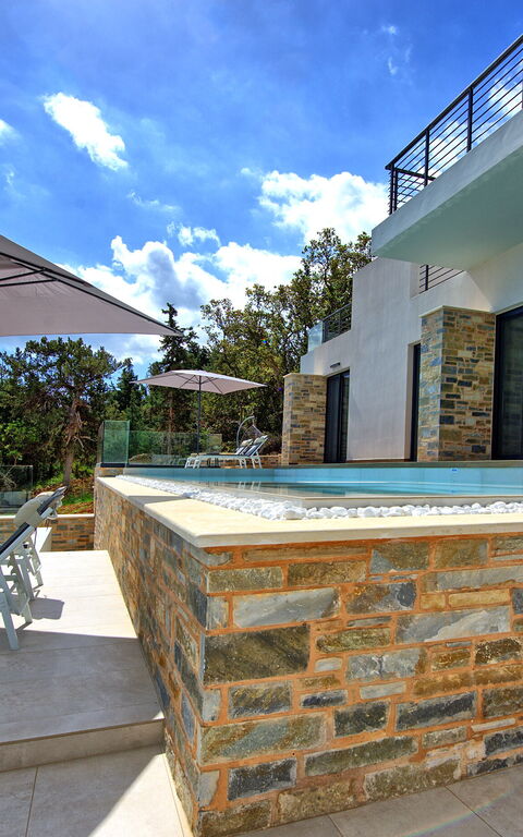 Villa Kallos: Buitenkanten