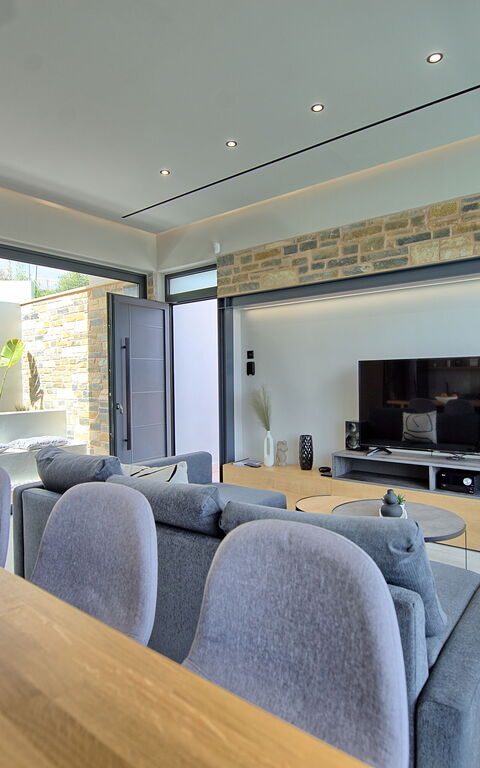 Villa Kallos: Keuken, Lunchroom, Woonkamer