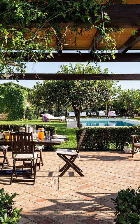 Don Salvatore: Balkon / terras / patio, Buitenkanten, Tuin, zwembad