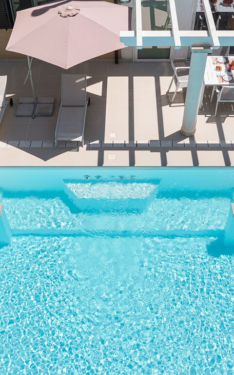 Villa Giutitta: Buitenkanten, zwembad