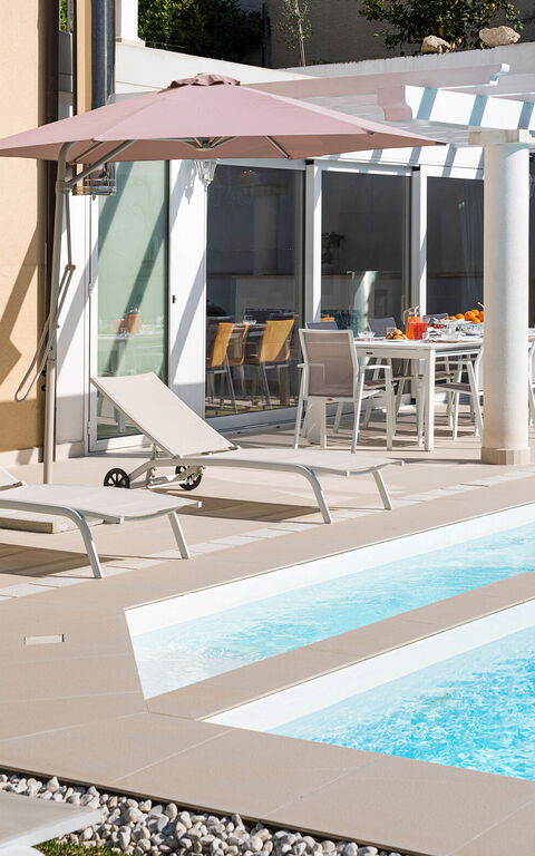 Villa Giutitta: Buitenkanten, zwembad